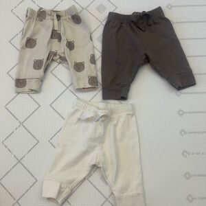 Baby Gap infant pants (set of 3)